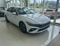 Hyundai Elantra SEL 2024