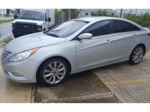 Hyundai Sonata Limited $15,995