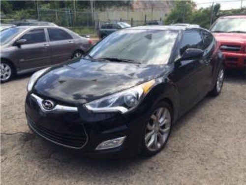 Hyundai veloster 2012 like new