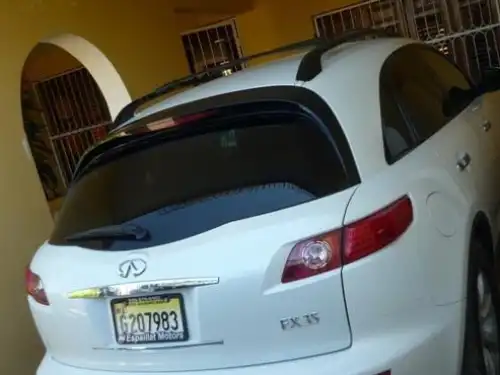 Infiniti FX-35  2004