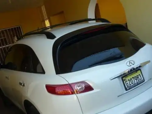 Infiniti FX-35  2004