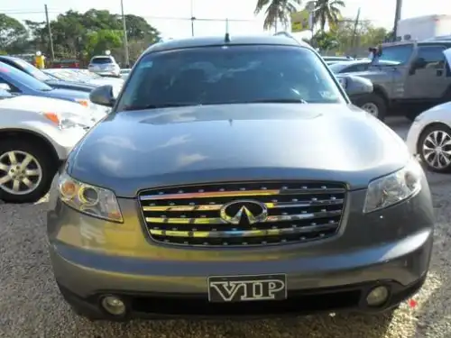 Infiniti FX-35  2004