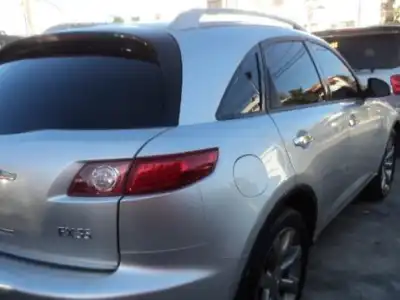 Infiniti FX-35  2005