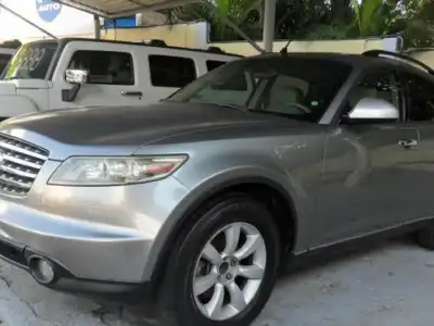 Infiniti FX-35  2005