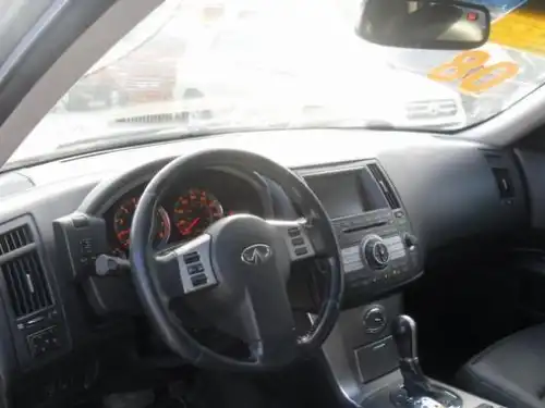 Infiniti FX-35  2008