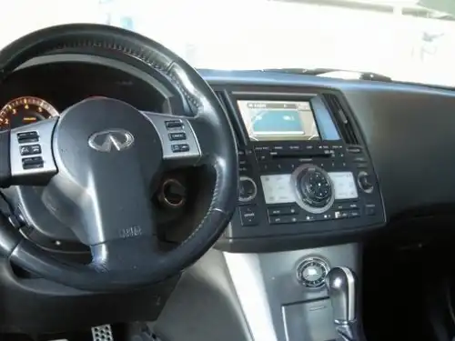 Infiniti FX-35  2008