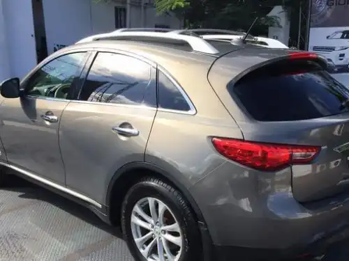 Infiniti FX-35  2009