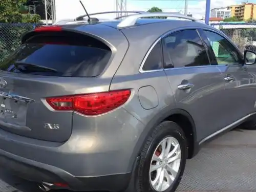 Infiniti FX-35  2009