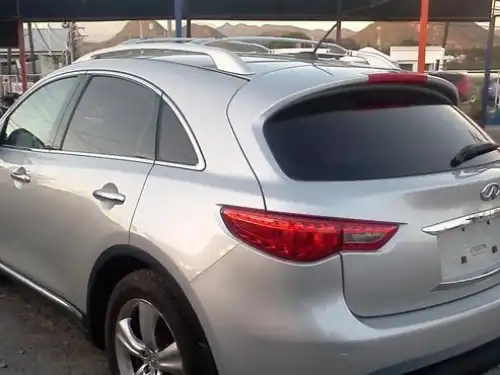 Infiniti FX-35  2009