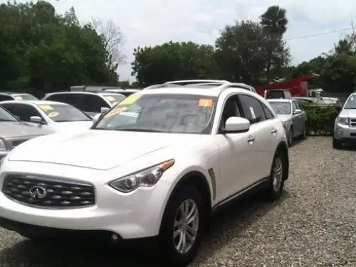 Infiniti FX-35  2009