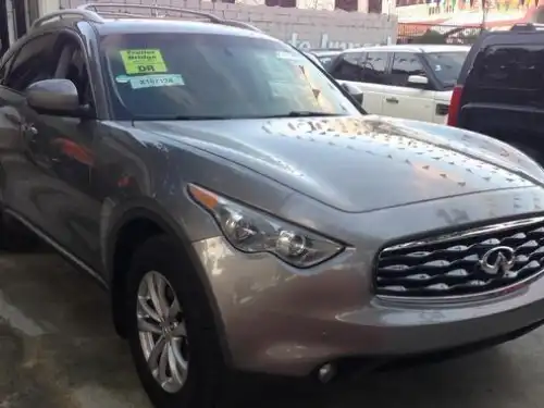 Infiniti FX-35  2009