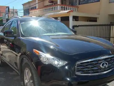 Infiniti FX-35  2009