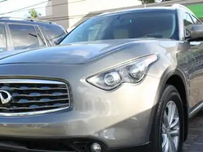 Infiniti FX-35  2009