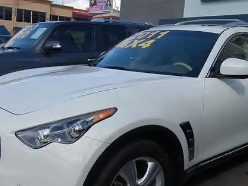 Infiniti FX-35  2011