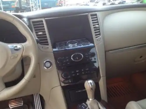 Infiniti FX-35  2011