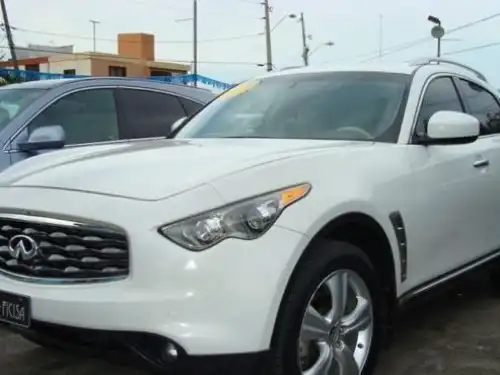 Infiniti FX-35  2011
