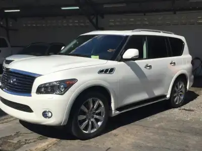 Infiniti QX-56  2013