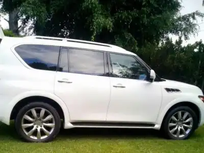 Infiniti QX-56  2013