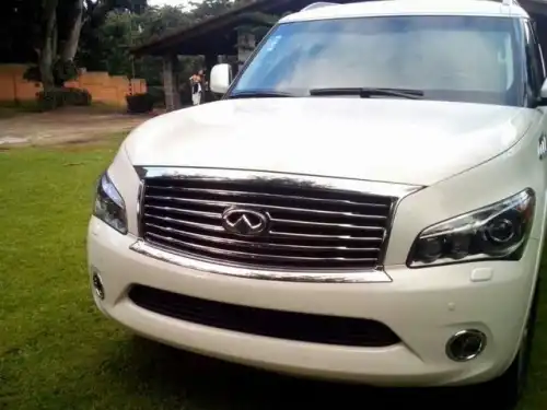 Infiniti QX-56  2013