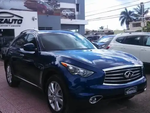 Infiniti QX-70  2015