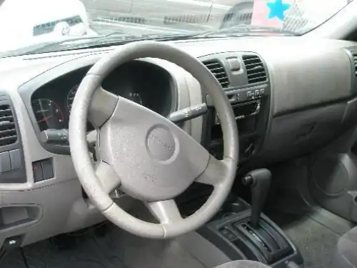 Isuzu DMAX  2005