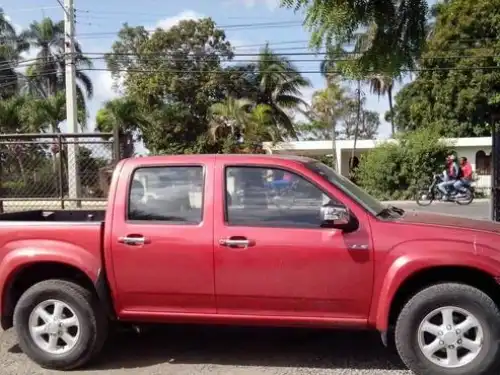 Isuzu DMAX  2008