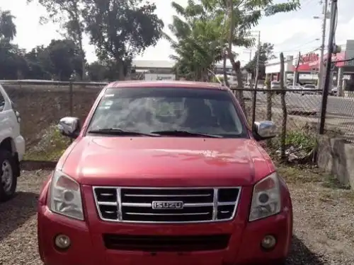 Isuzu DMAX  2008