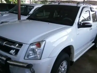 Isuzu DMAX LS 2011