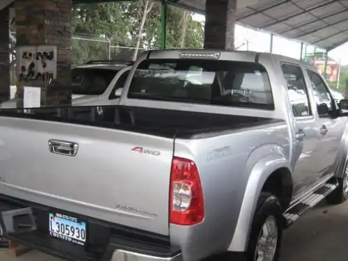 Isuzu DMAX LS 2012