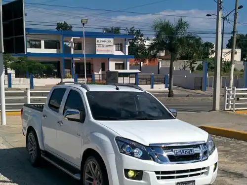 Isuzu DMAX LS 2013