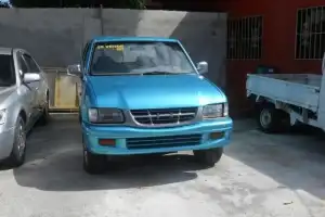 Isuzu KB 2000