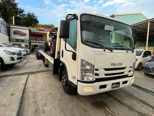 Isuzu NQR 2023