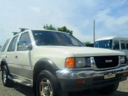 Isuzu Rodeo  2000