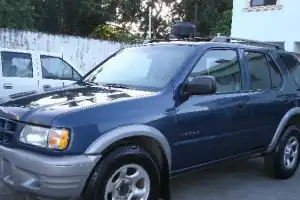 Isuzu Rodeo  2002