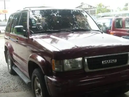 Isuzu Trooper  1996
