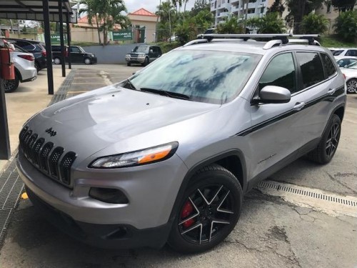 JEEP CHEROKEE LATITUTELEATHER -2014