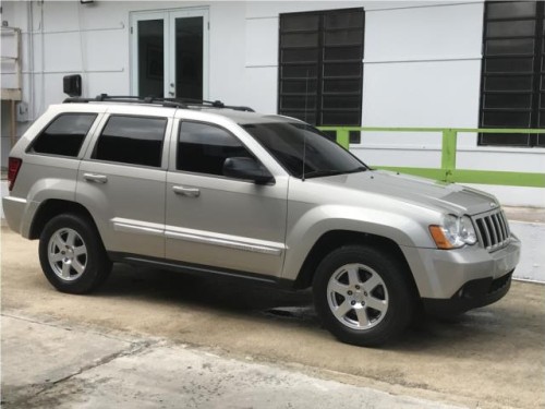 JEEP GRAND CHEROKEE 2010 SOLO 67,000 millas