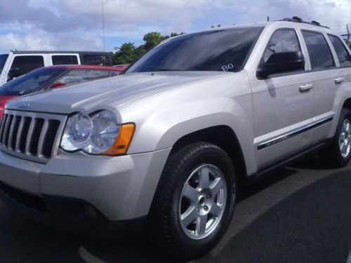 JEEP GRAND CHEROKEE LAREDO 2010