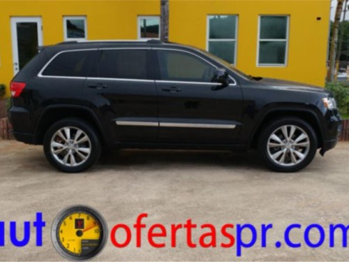 JEEP GRAND CHEROKEE LAREDO 2013 UNA BELLEZA