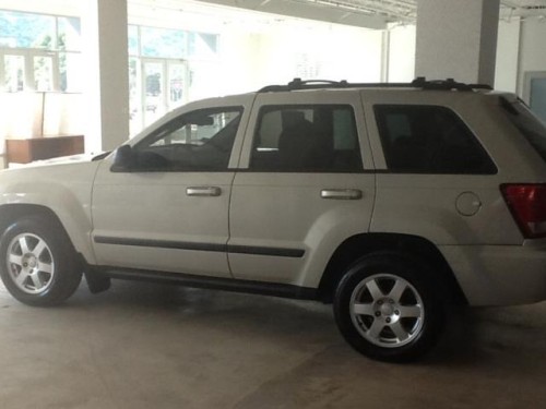 JEEP GRAND CHEROKEE LAREDO FULL POWER