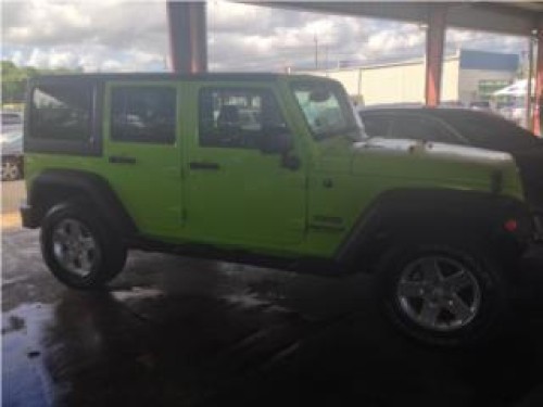 JEEP WRANGLER 2013 POCO MILLAGE $28495