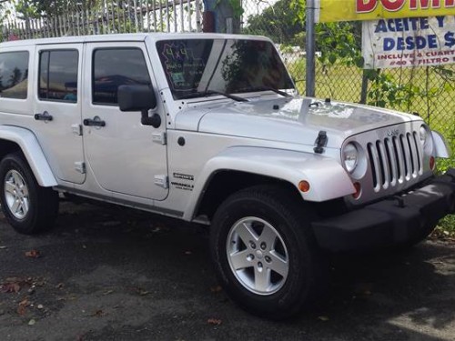 JEEP WRANGLER GRIS COMO NUEVO