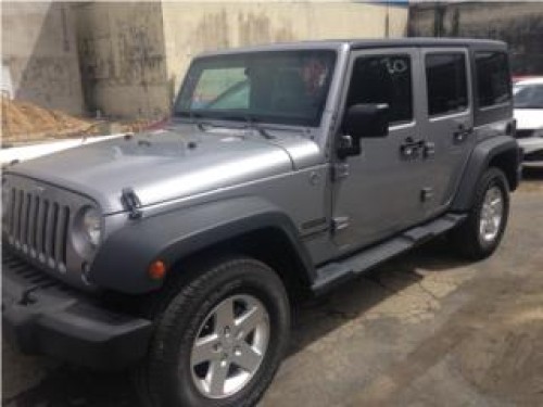 JEEP WRANGLER SPORT 2013 POCO MILLAJE