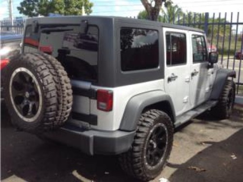 JEEP WRANGLER SPORT UNLIMITED-27K millas