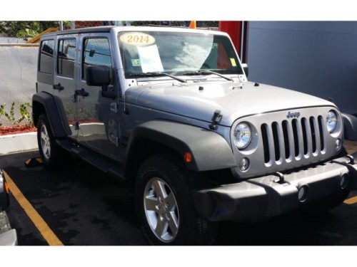 JEEP WRANGLER UNLIMITED 2014 SOLO 2,756 MILLA