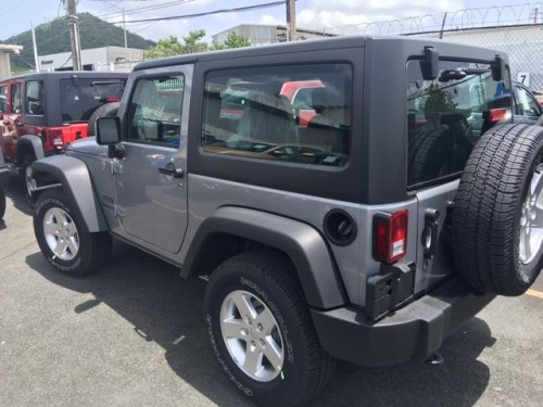 JEEP WRANGLER VARIOS COLORES Y MODELOS LLAMA