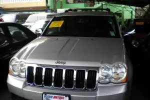 Jeep Cherokee Laredo 2009