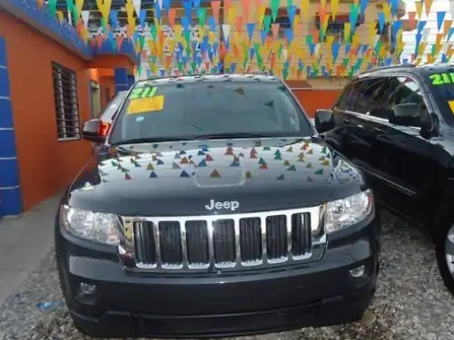 Jeep Cherokee Laredo 2011