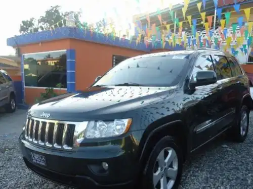 Jeep Cherokee Laredo 2011