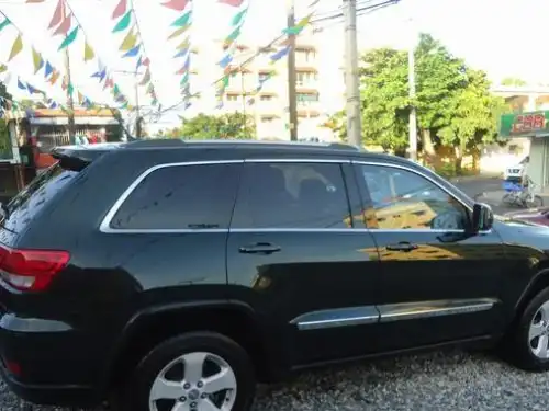 Jeep Cherokee Laredo 2011